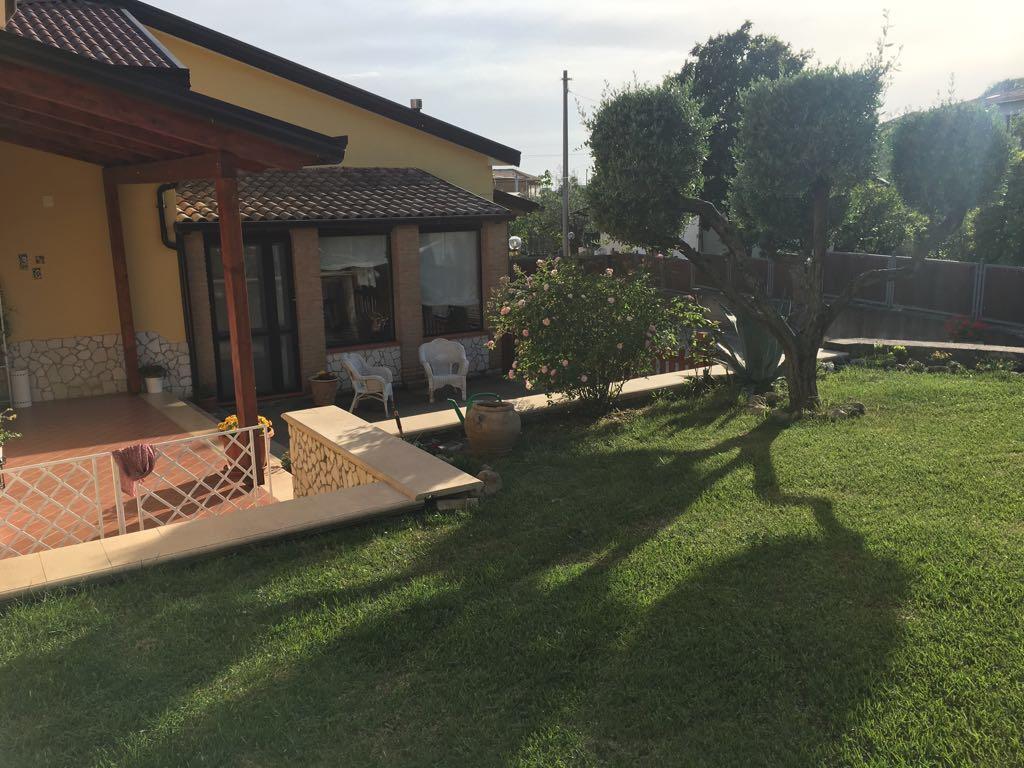 Le Gatte Bed and Breakfast Eboli Buitenkant foto
